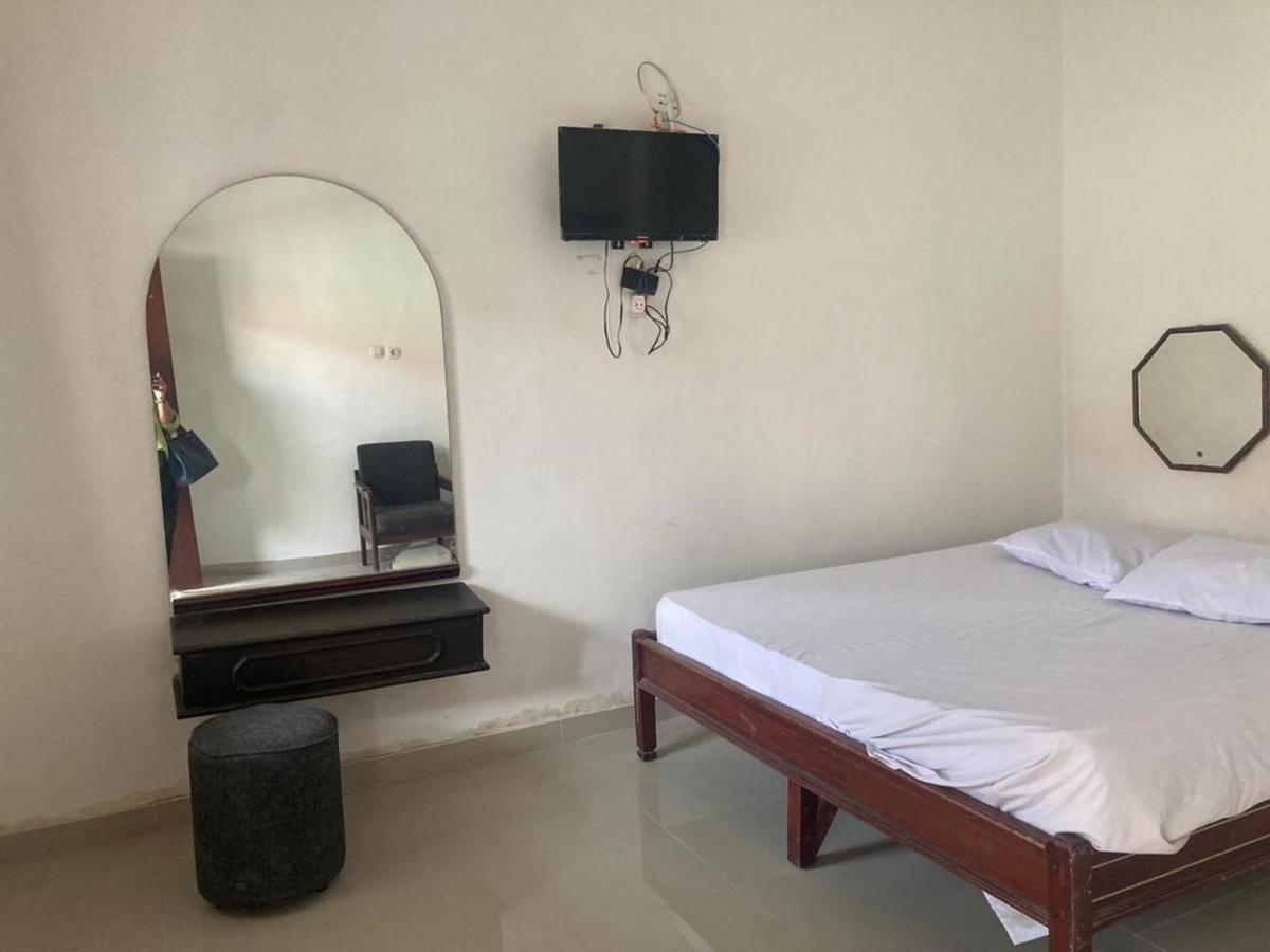 Hotel Surya Citra Jogja A Mitra Reddoorz Джокьякарта Экстерьер фото