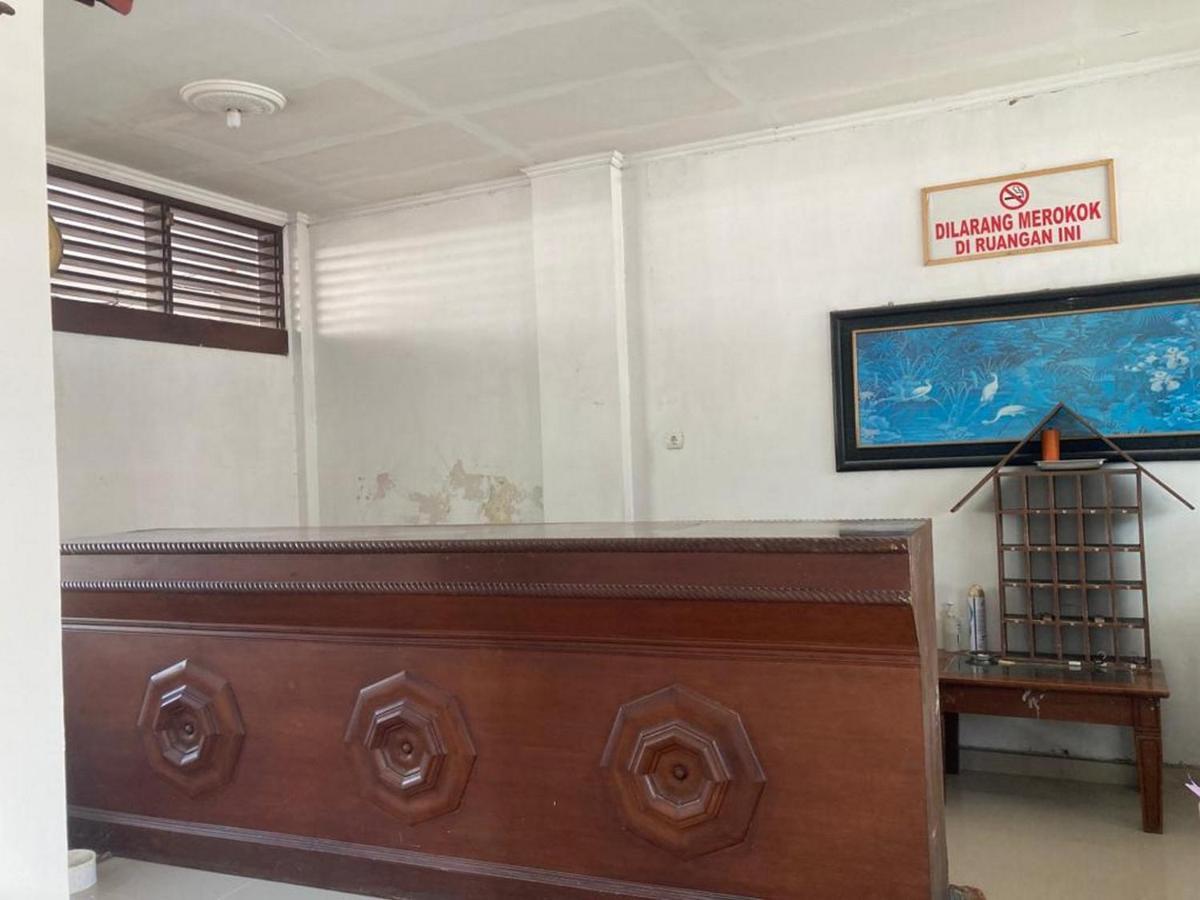 Hotel Surya Citra Jogja A Mitra Reddoorz Джокьякарта Экстерьер фото